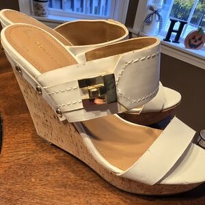 Tommy Hilfiger Like New, White Cork Wedge Sandals W/Buckle, Sz 6.5